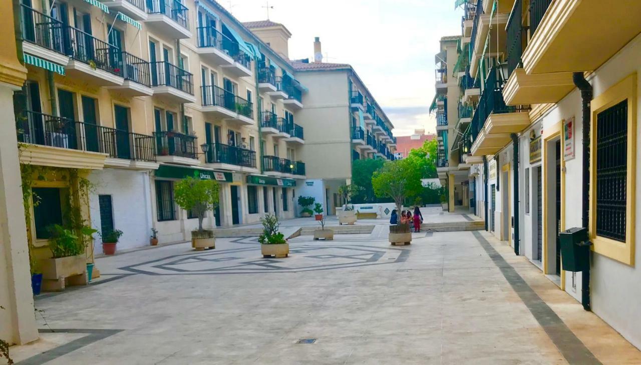Plaza De San Francisco Appartement Málaga Buitenkant foto