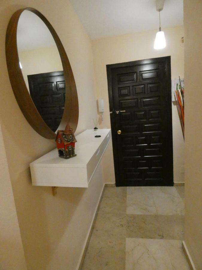 Plaza De San Francisco Appartement Málaga Buitenkant foto